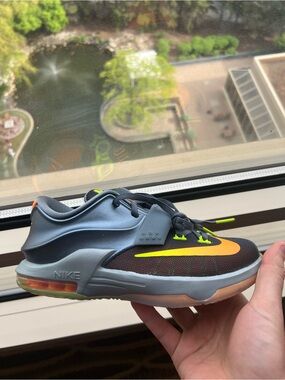 Kids nike kd vii (gs) 669942 402 no box size 4.5Y